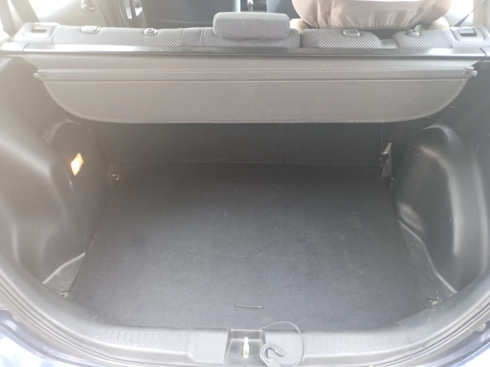 Honda Jazz 1.3 LPG, снимка 10 - Автомобили и джипове - 53839143