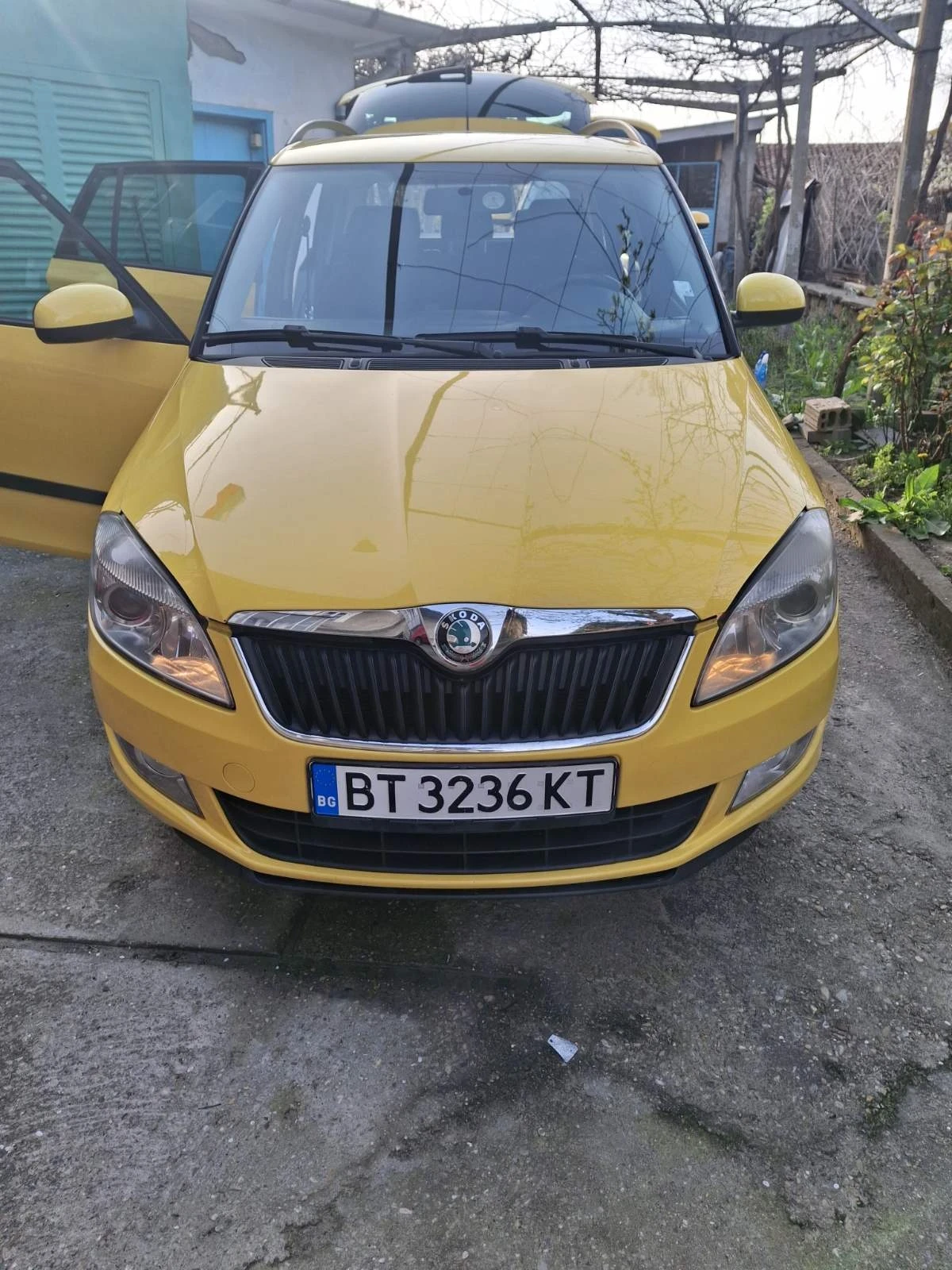 Skoda Fabia, снимка 4 - Автомобили и джипове - 54184763