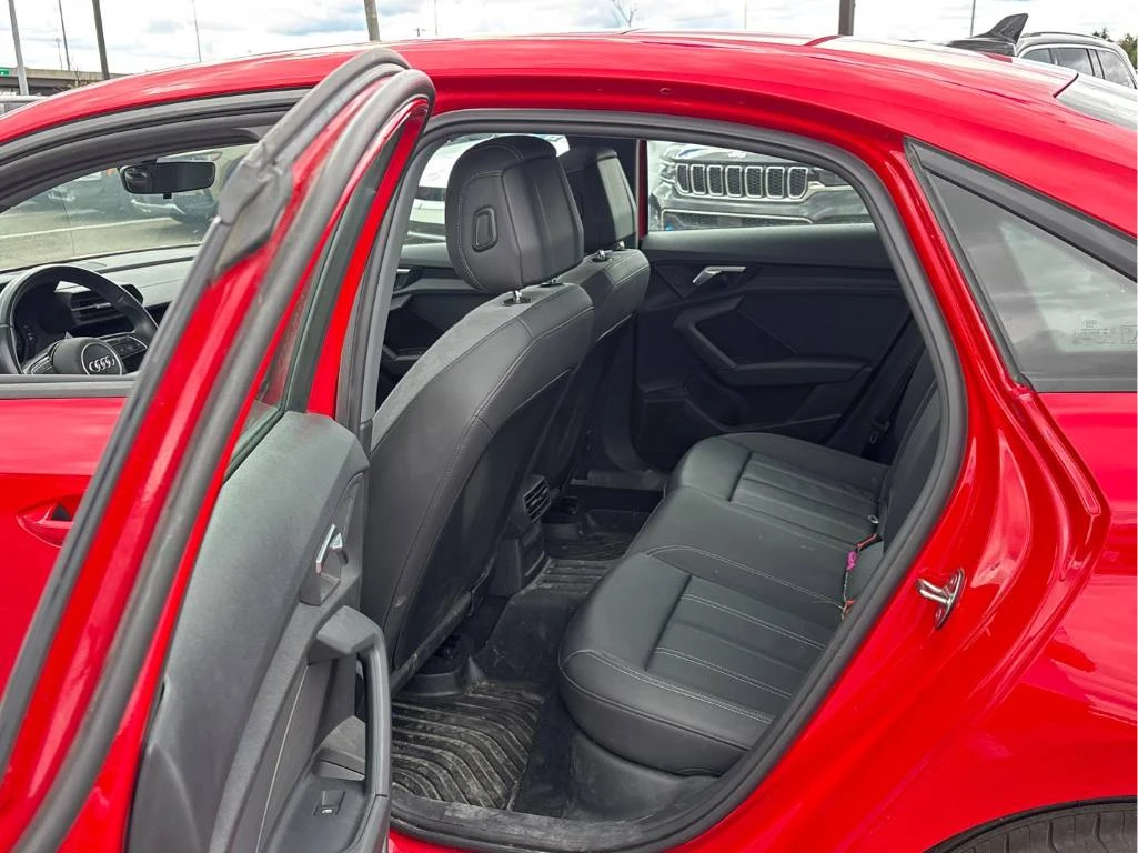 Audi A3 * CARFAX* ОПЦИЯ ЗА ФИНАНСИРАНЕ* , снимка 10 - Автомобили и джипове - 54929949