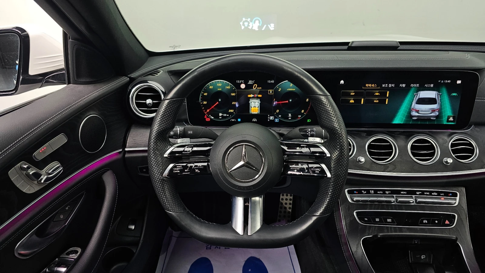 Mercedes-Benz E 220 AMG Line | 360 | HUD, снимка 5 - Автомобили и джипове - 54976329