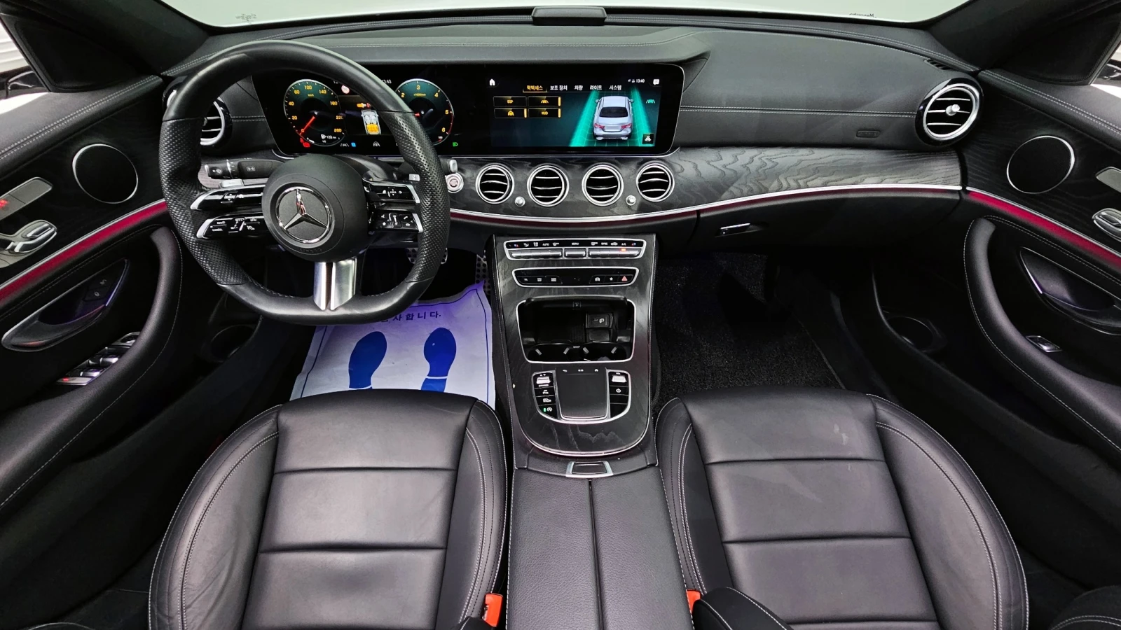 Mercedes-Benz E 220 AMG Line | 360 | HUD, снимка 4 - Автомобили и джипове - 54976329