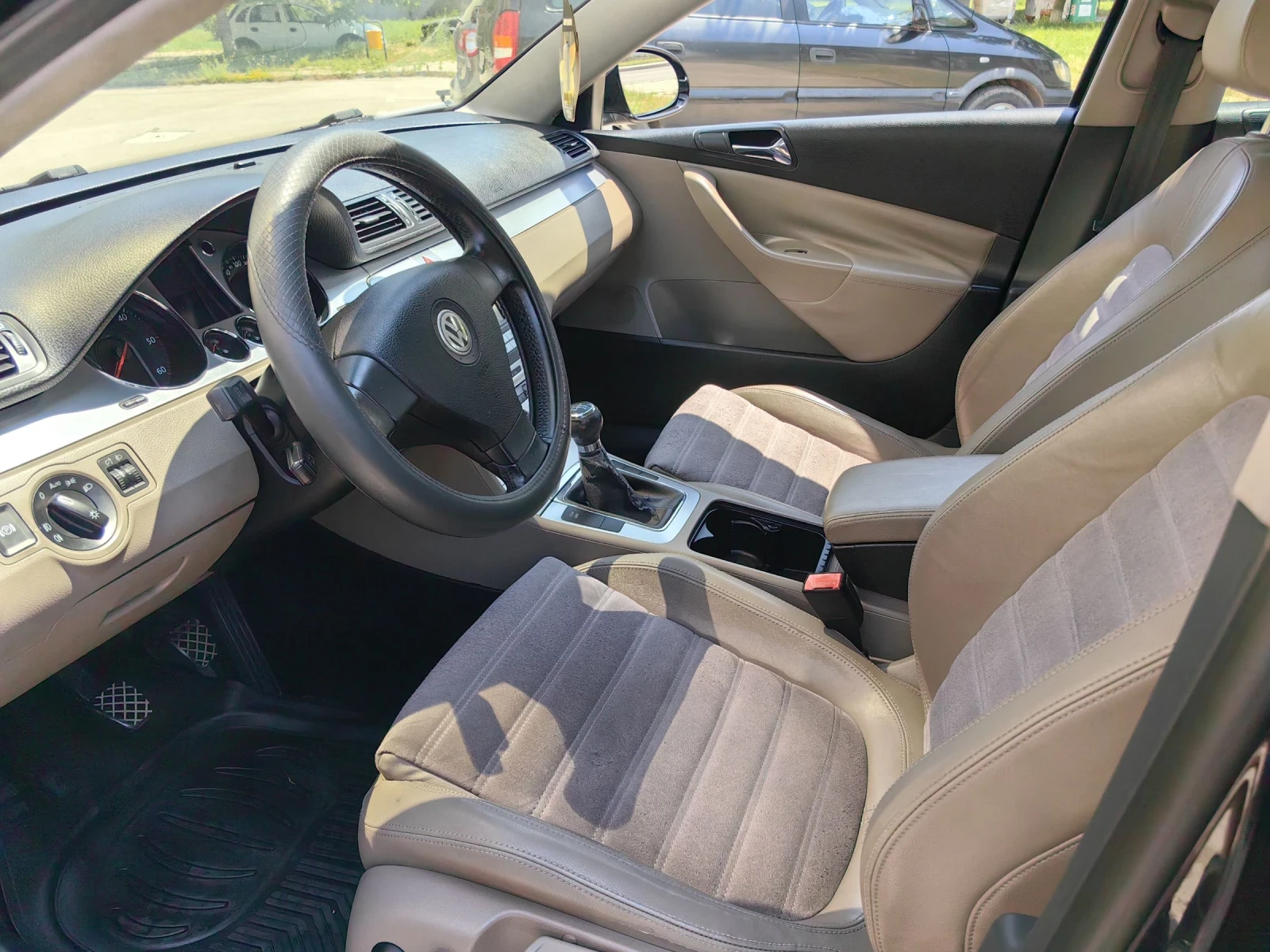 VW Passat 2.0 TDI, 170hp, снимка 8 - Автомобили и джипове - 55059523