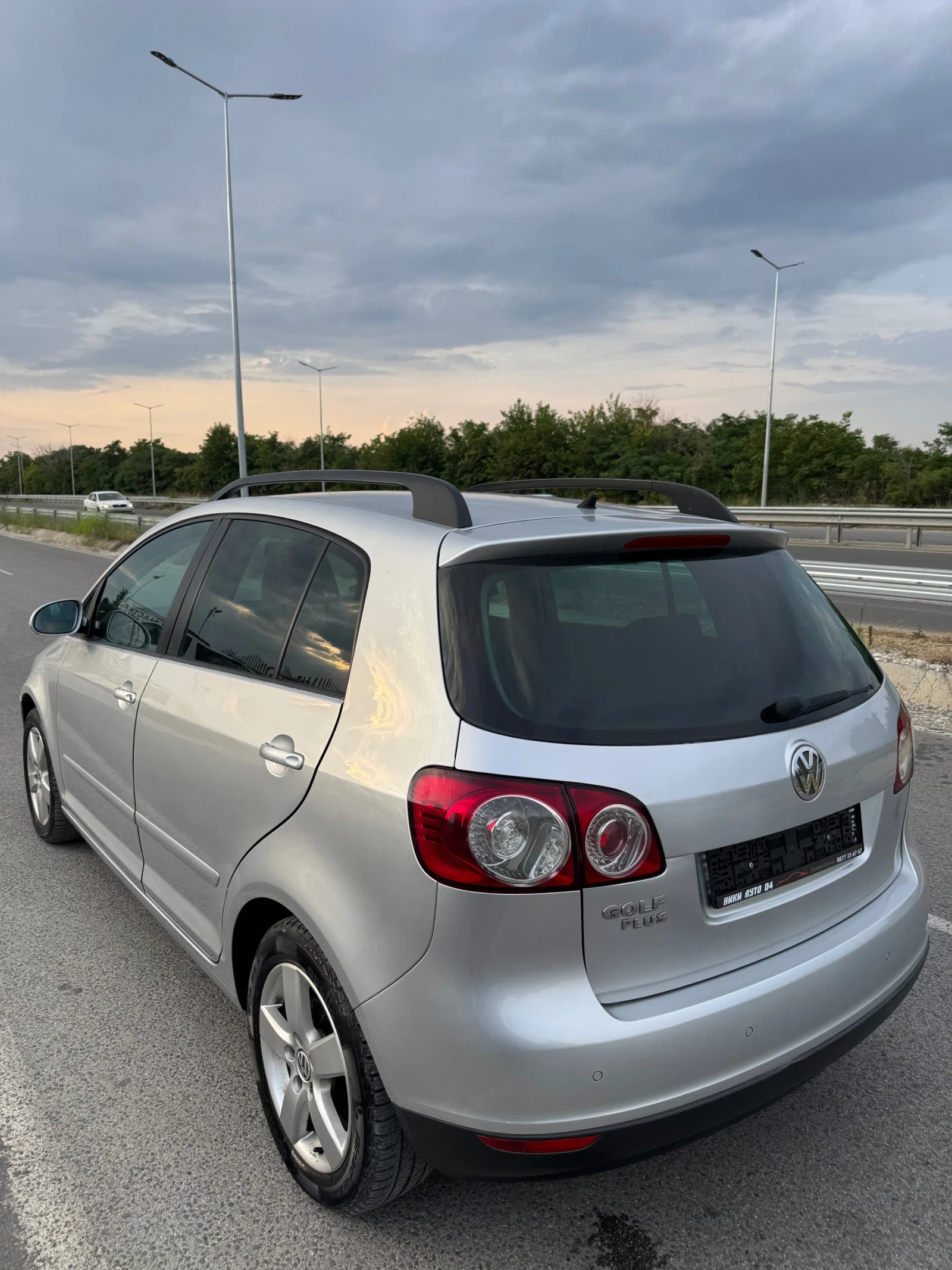 VW Golf Plus 1.4 стария мотор, снимка 6 - Автомобили и джипове - 55333655