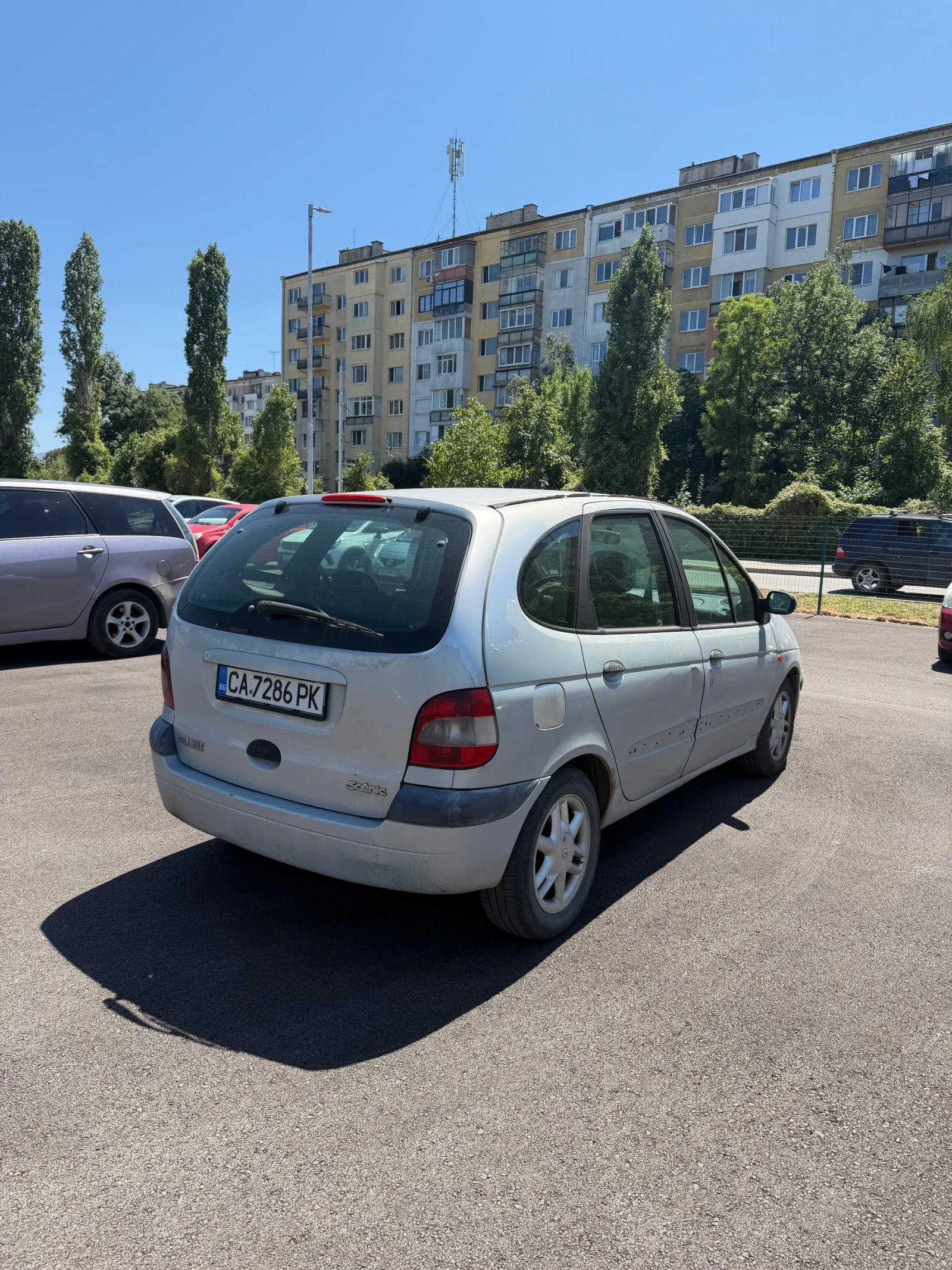 Renault Scenic 1.9 dTi, снимка 3 - Автомобили и джипове - 55730169