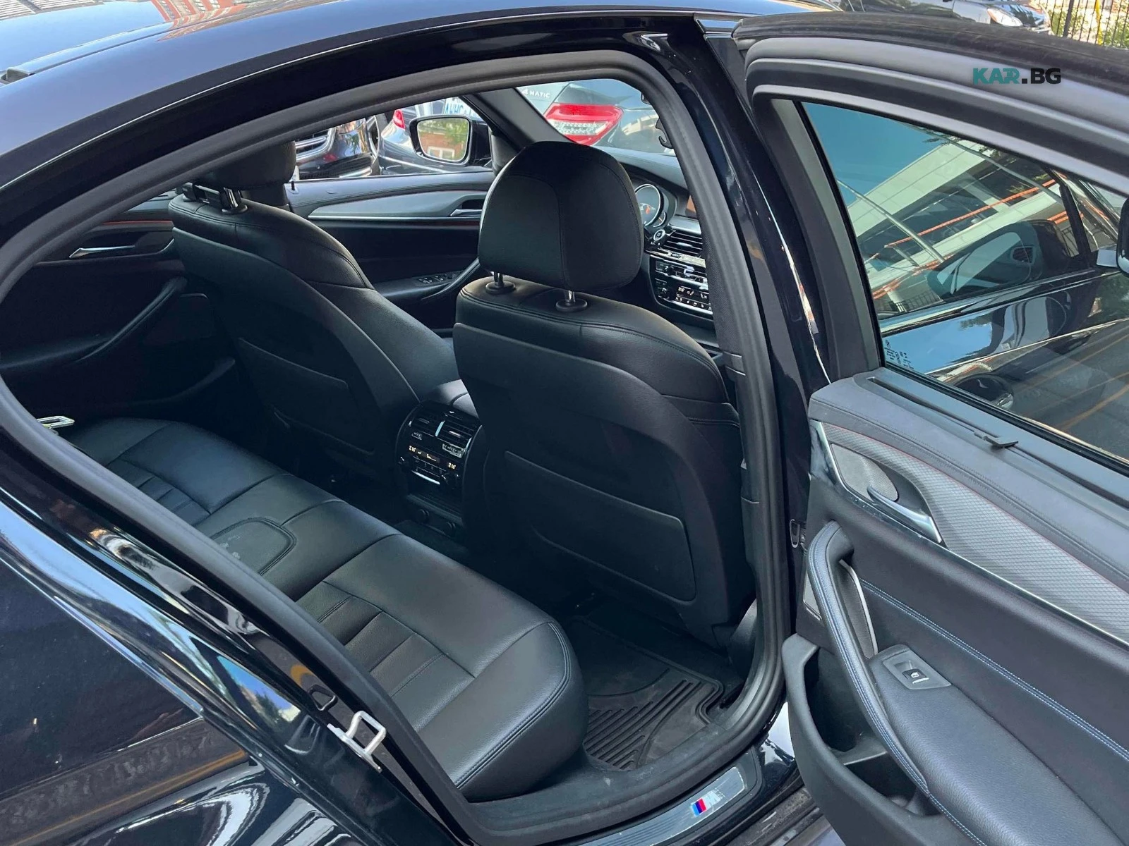 BMW 540 M Pack * Harman Kardon * АвтоКредит * (ЦЕНА ДО БГ), снимка 15 - Автомобили и джипове - 55768780
