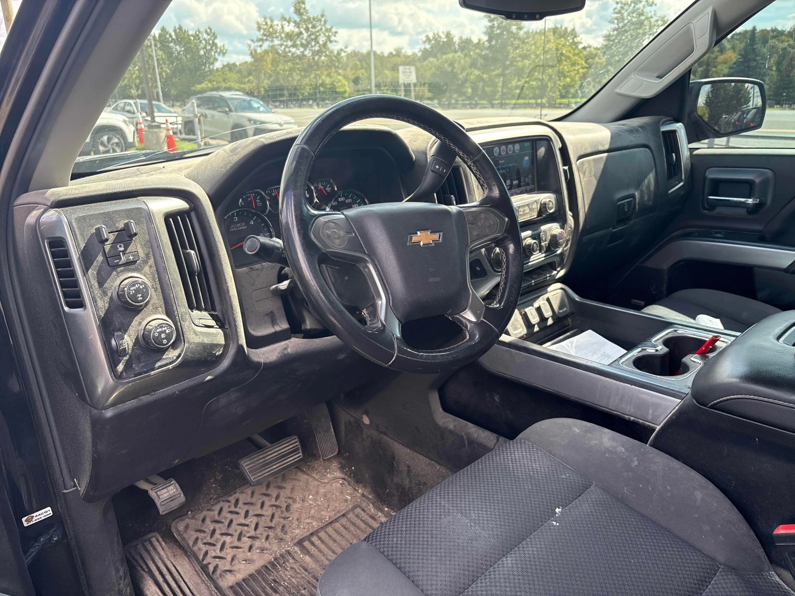 Chevrolet Silverado * LT * CARFAX * ОПЦИЯ ЗА ФИНАНСИРАНЕ , снимка 5 - Автомобили и джипове - 56002124