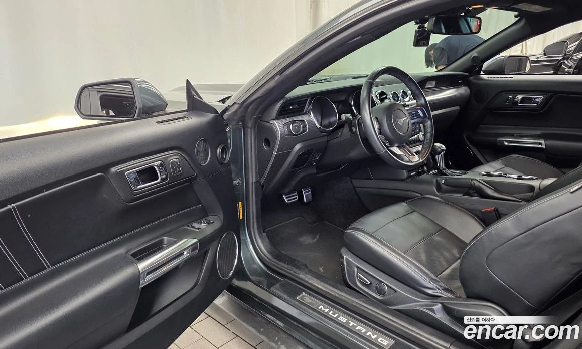 Ford Mustang Coupe, снимка 10 - Автомобили и джипове - 56120055