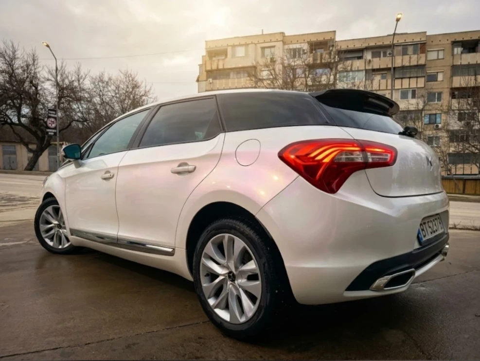 Citroen DS5 Facelift, 2.0 Bluehdi, снимка 4 - Автомобили и джипове - 56597626