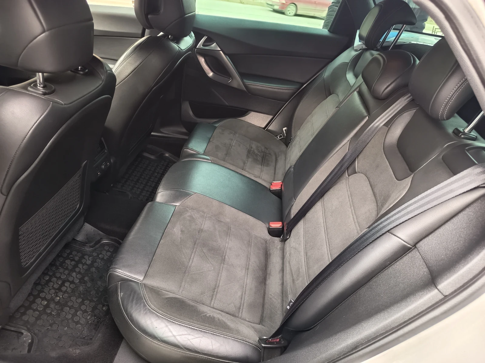Citroen DS5 Facelift, 2.0 Bluehdi, снимка 8 - Автомобили и джипове - 56597626