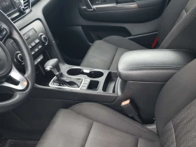 Kia Sportage * LX * ПОДГРЕВ* KEYLESS* PANO* , снимка 9