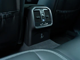 Porsche Macan T, снимка 14