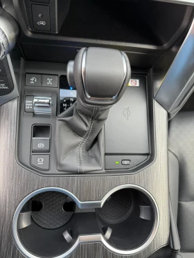 Toyota Land cruiser W/G - 117000 € / 228832.11 лв. - 50929790 4