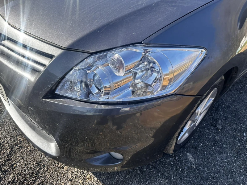 Toyota Auris  1.6 Valvematic 132 кс , снимка 10 - Автомобили и джипове - 52557316