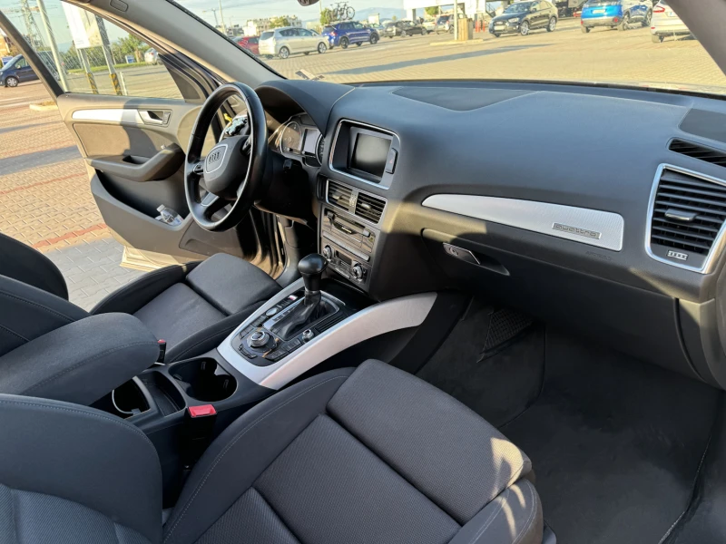 Audi Q5 2.0 TDI, 177 кс., Quattro, STronic, снимка 10 - Автомобили и джипове - 47405633