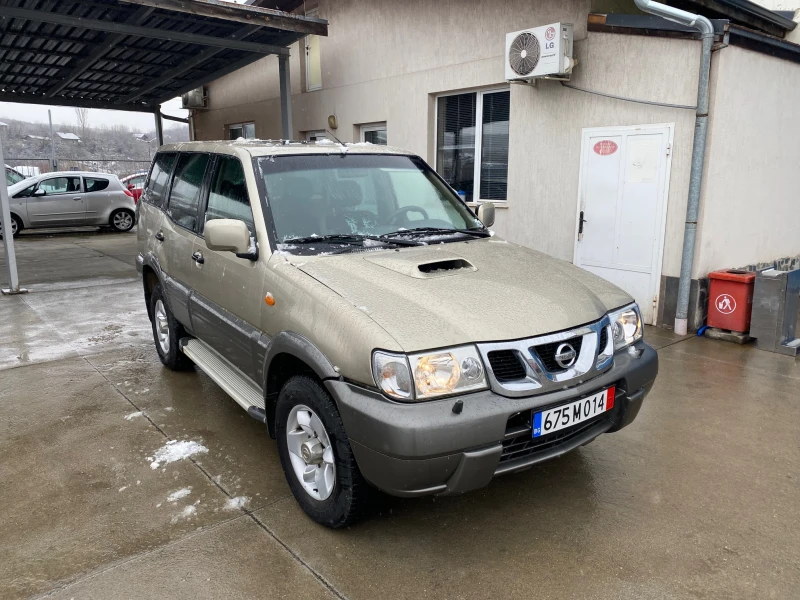 Nissan Terrano 3.0 D, снимка 2 - Автомобили и джипове - 48700015