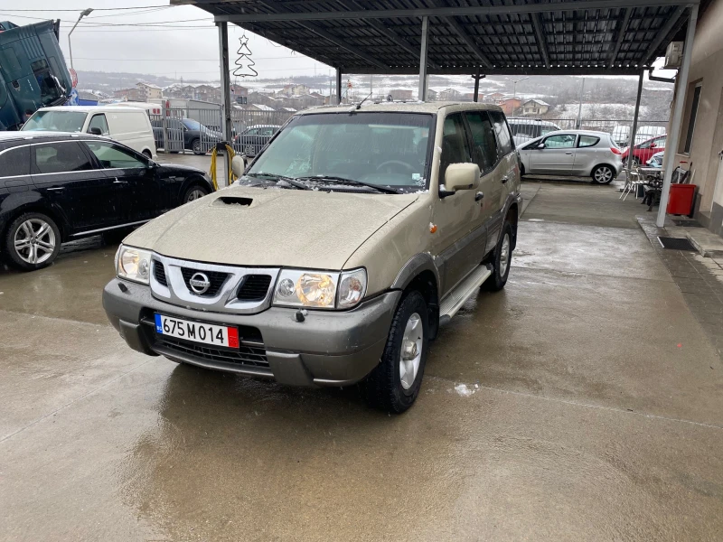 Nissan Terrano 3.0 D, снимка 1 - Автомобили и джипове - 48700015