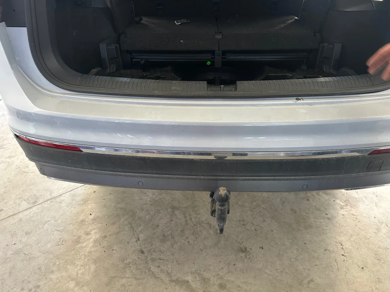 VW Tiguan Allspace 2.0 TDI 4motion, снимка 11 - Автомобили и джипове - 50105613