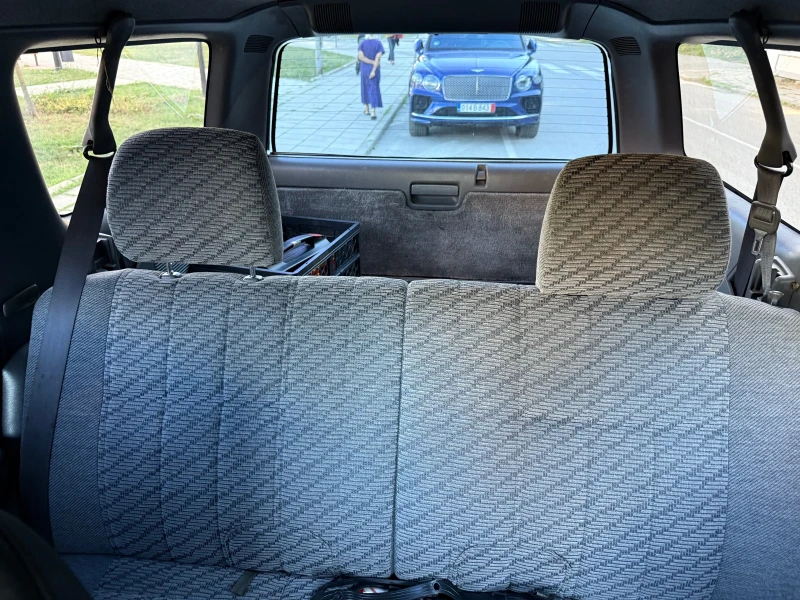 Toyota 4runner 2.4 tdi 90ps КЛИМА+ ИТАЛИЯ+ РЕСТАВРИРАНА, снимка 15 - Автомобили и джипове - 52160535