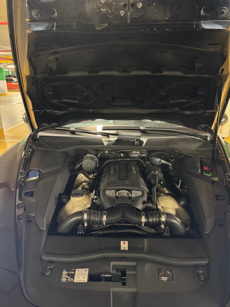 Porsche Cayenne Turbo, снимка 8 - Автомобили и джипове - 52657790