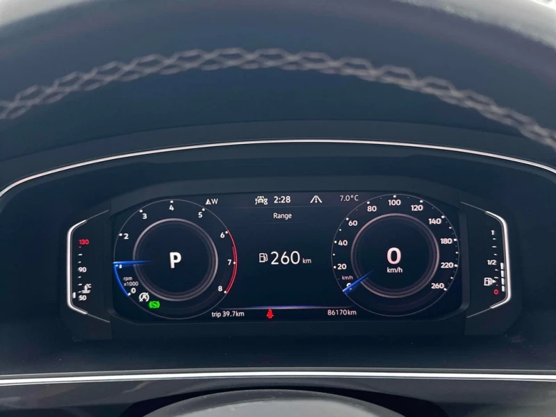 VW Tiguan * Comfortline R Line Black Edition * CARFAX * БЕЗ , снимка 8 - Автомобили и джипове - 52951898