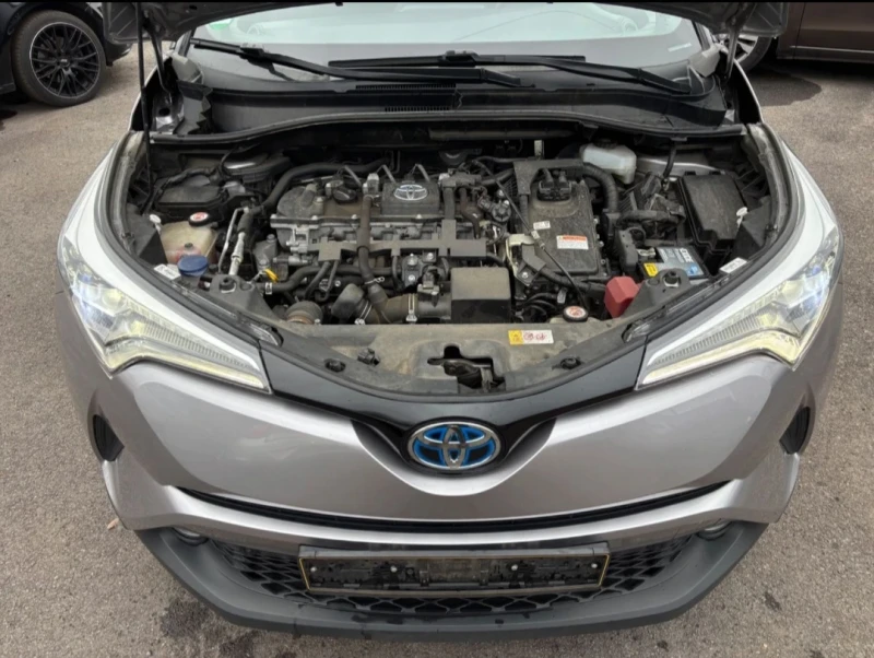Toyota C-HR 1.8, снимка 6 - Автомобили и джипове - 53206463