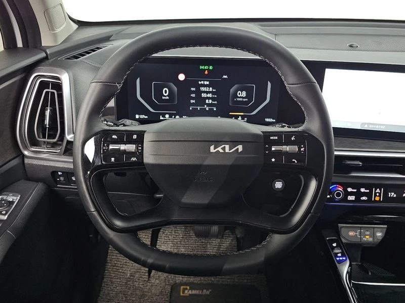 Kia Sorento Gasoline 2.5T 2WD| 281к.с., снимка 13 - Автомобили и джипове - 56163994