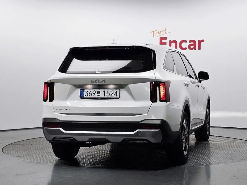 Kia Sorento Gasoline 2.5T 2WD| 281к.с., снимка 4 - Автомобили и джипове - 56163994
