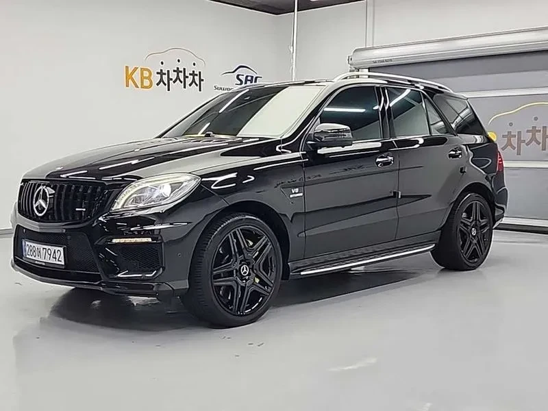Mercedes-Benz ML W166 Ml63 Amg, снимка 2 - Автомобили и джипове - 56270900
