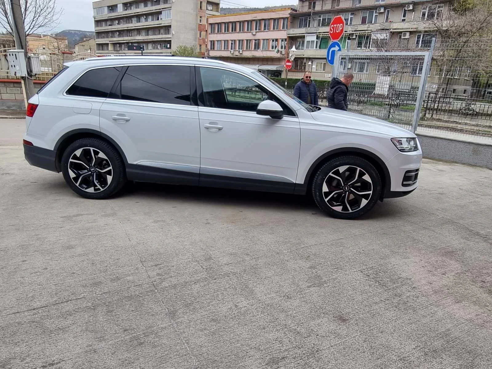 Audi Q7 3.0 - изображение 9