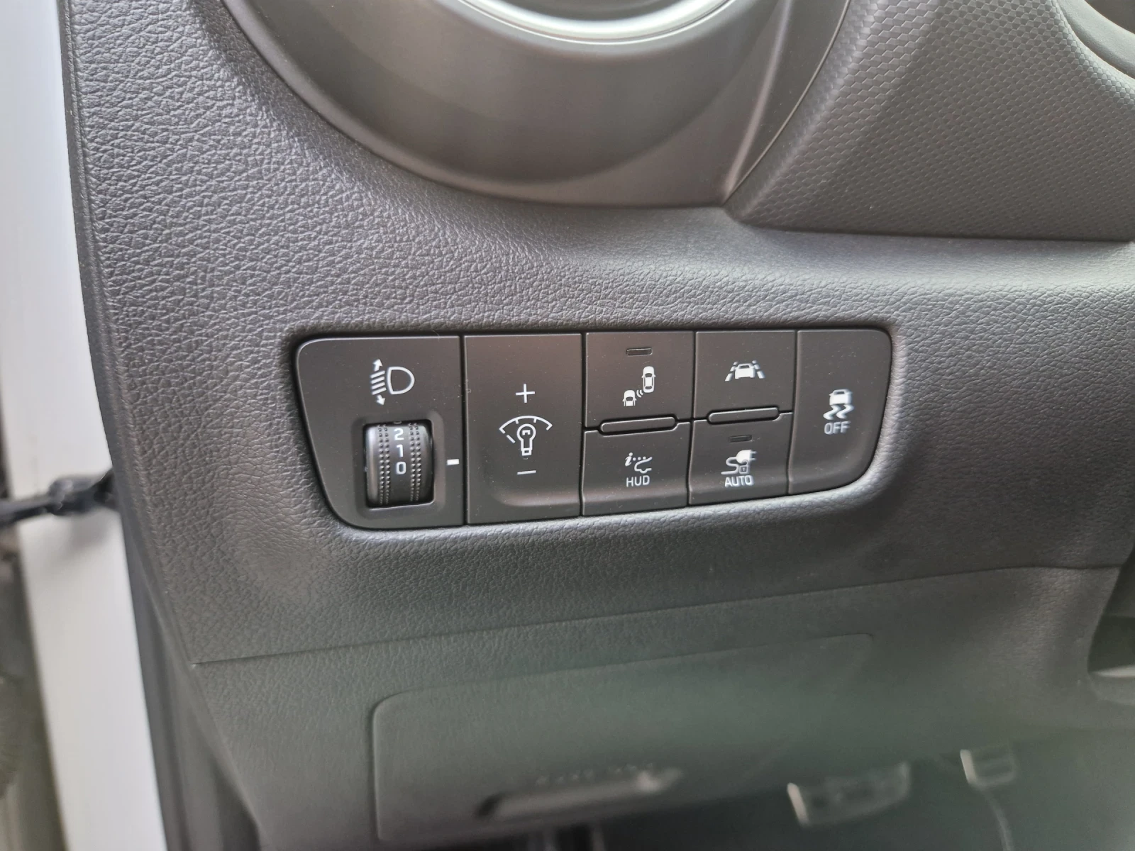 Hyundai Kona Blue link/Head up/�������� | Mobile.bg � ����������� 14