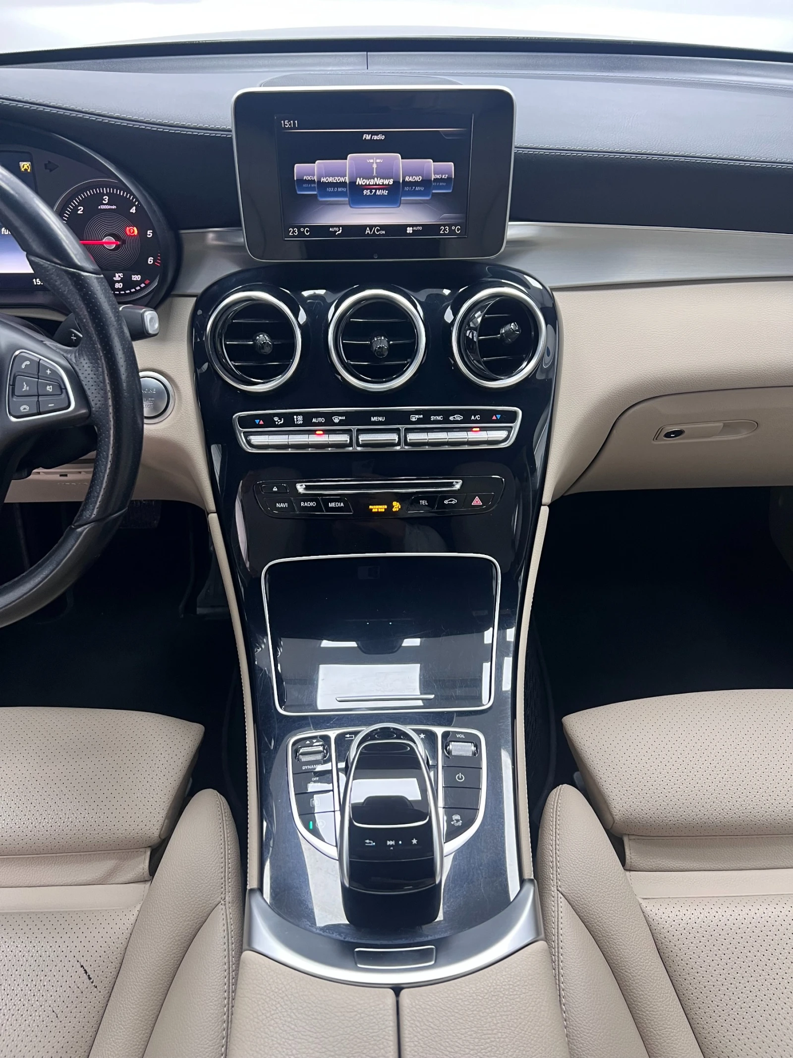 Mercedes-Benz GLC 250 4 MATIC* CAMERA* 24 МЕСЕЦА ГАРАНЦИЯ - изображение 10