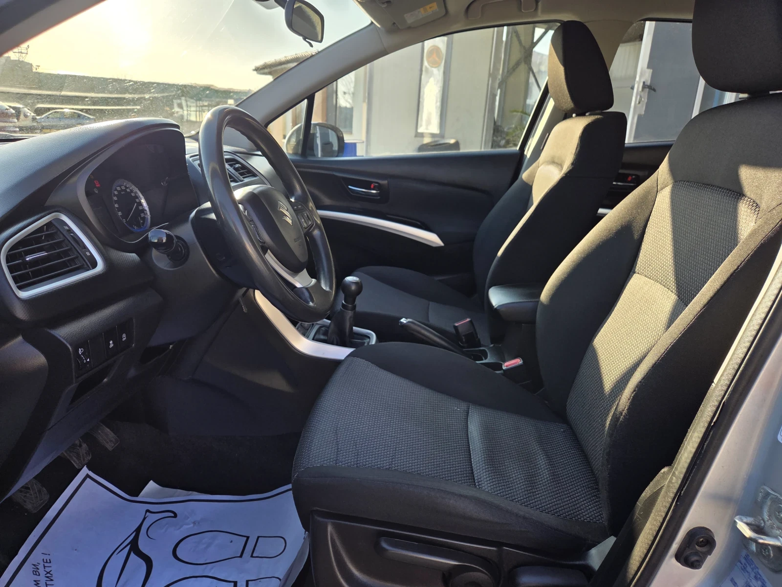 Suzuki SX4 S-Cross 1, 6i120ksTEMPOMATPODGREVEU6, снимка 9 - Автомобили и джипове - 53841524