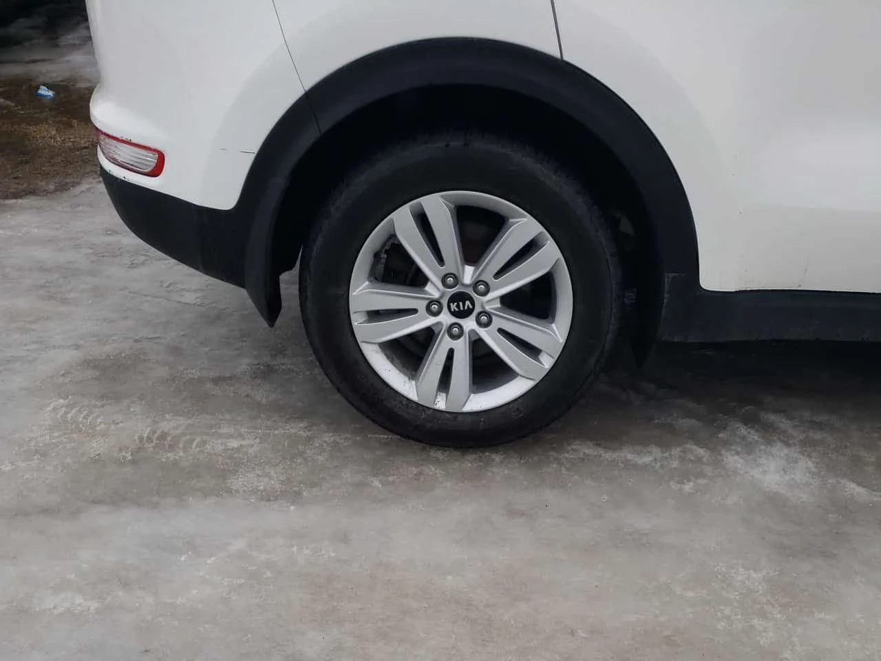 Kia Sportage * LX * ПОДГРЕВ* KEYLESS* PANO* , снимка 7 - Автомобили и джипове - 54008460