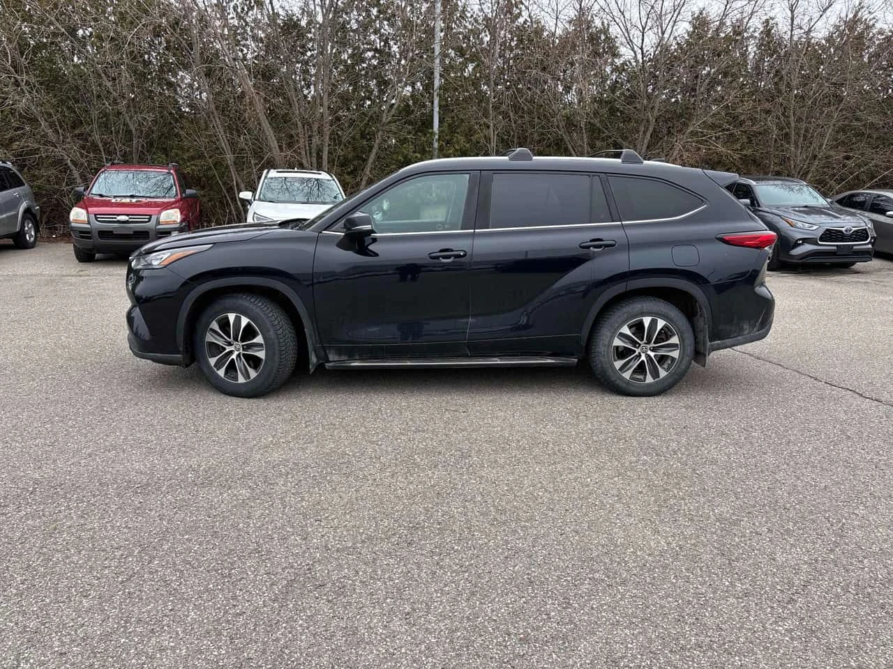 Toyota Highlander * XLE * CARFAX * Navi* Camera, снимка 3 - Автомобили и джипове - 54065380