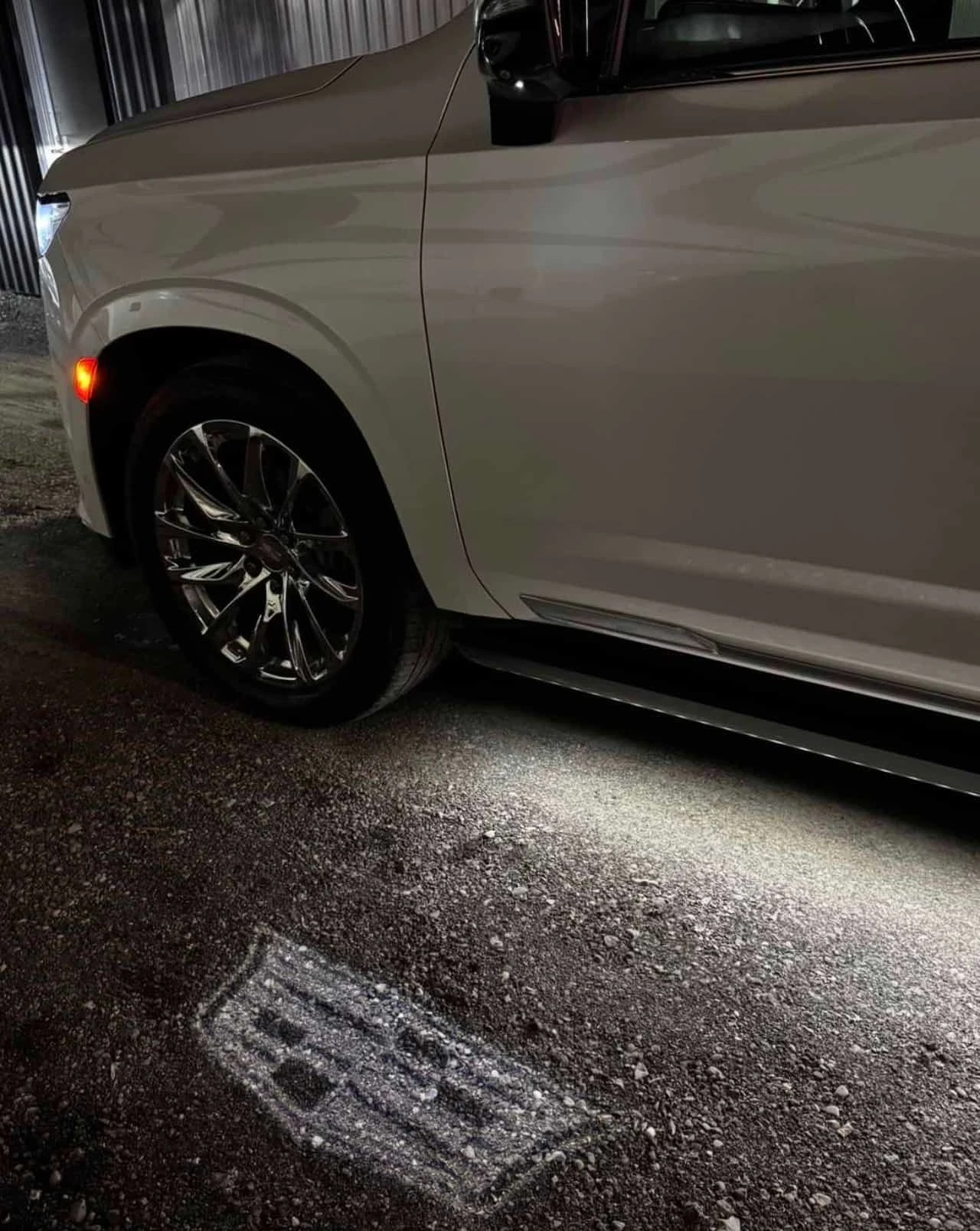 Cadillac Escalade * Premium Luxury* 2 �����* PANO* KEYLESS* �������* | Mobile.bg � ����������� 7