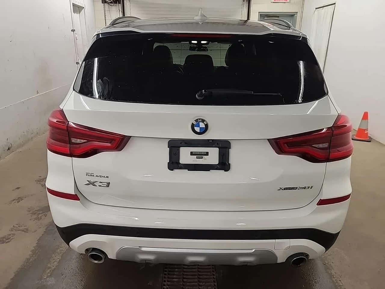 BMW X3 * XDRIVE30I * ДИГИТАЛНО ТАБЛО* АМБИЕНТНО* ПАНОРАМА, снимка 17 - Автомобили и джипове - 54227367