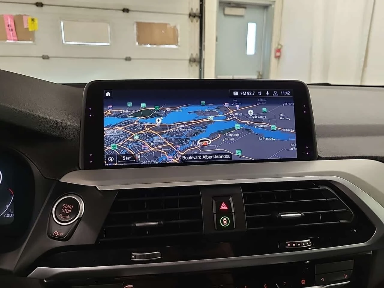 BMW X3 * XDRIVE30I * ДИГИТАЛНО ТАБЛО* АМБИЕНТНО* ПАНОРАМА, снимка 11 - Автомобили и джипове - 54227367