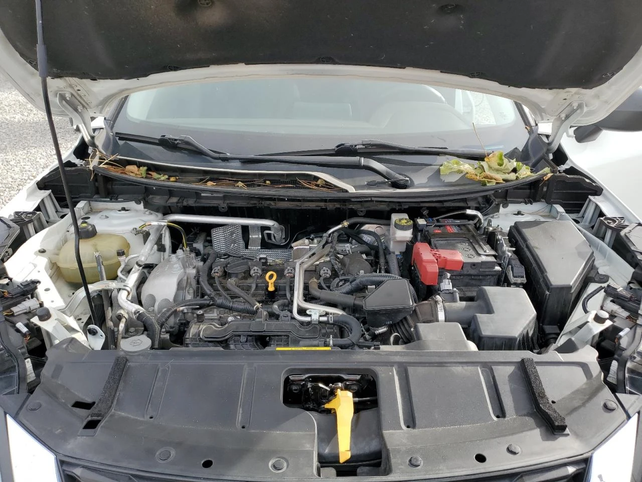 Nissan Rogue 2.5l S, снимка 12 - Автомобили и джипове - 54384815