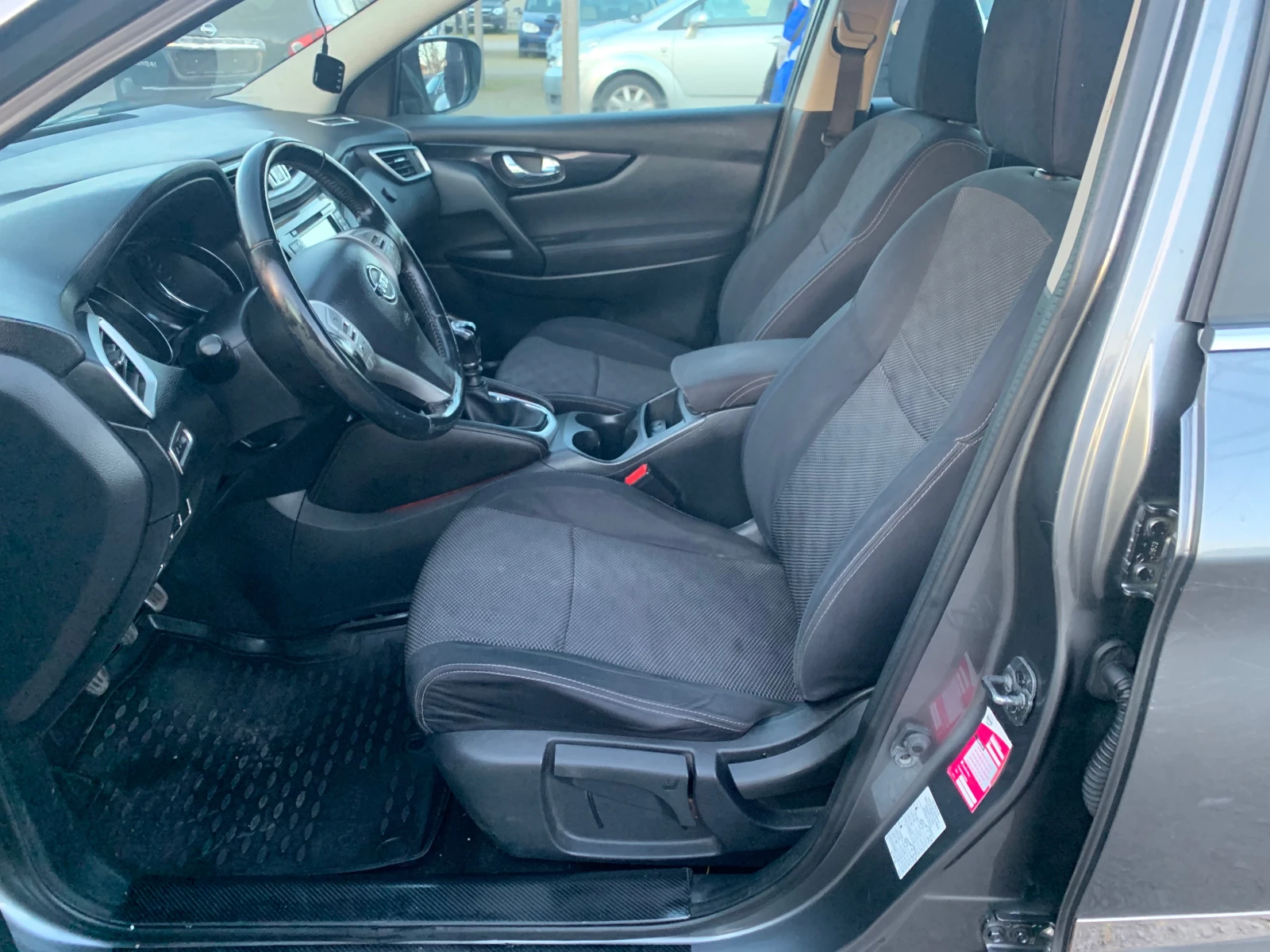 Nissan Qashqai 1.5dci NAVI | Mobile.bg � ����������� 10