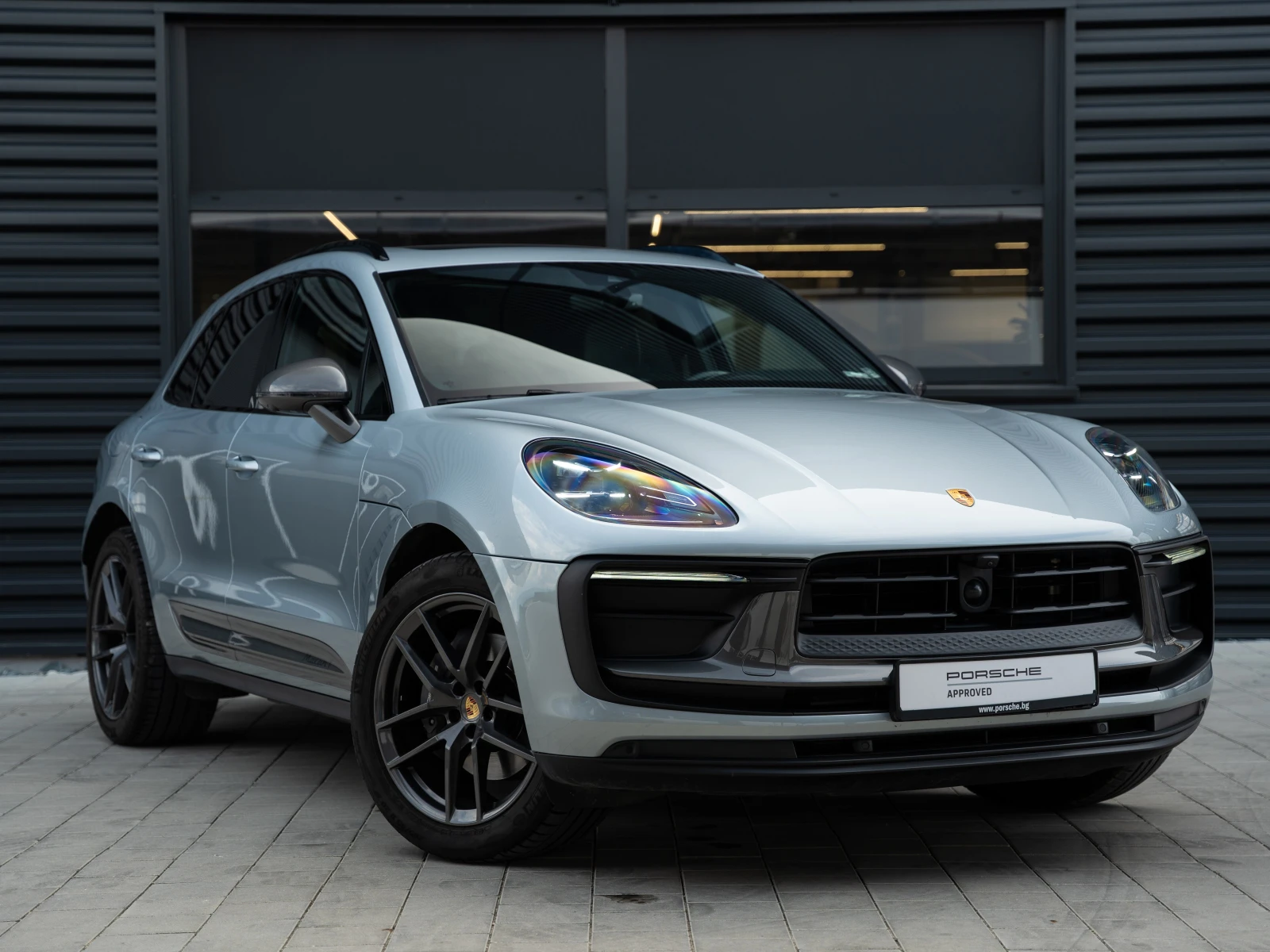 Porsche Macan T, снимка 3 - Автомобили и джипове - 55199048