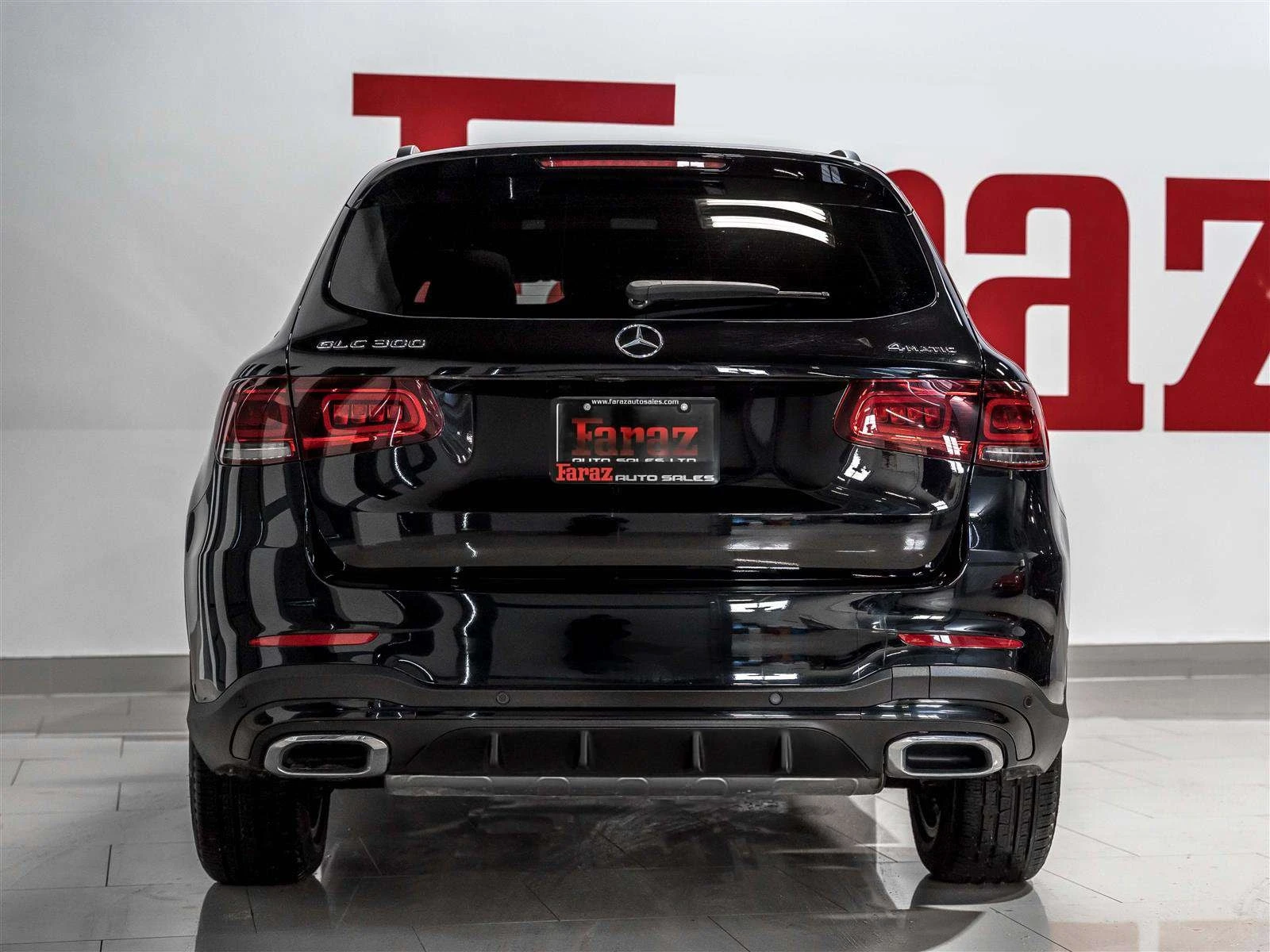 Mercedes-Benz GLC 300 * 4MATIC * CARFAX * ОПЦИЯ ЗА ФИНАНСИРАНЕ * , снимка 4 - Автомобили и джипове - 56084238
