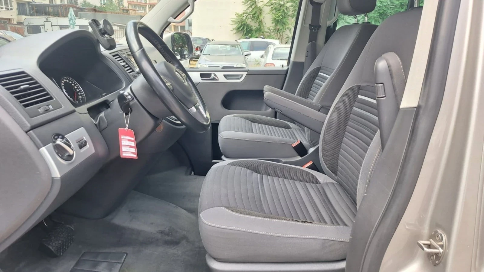 VW T5 2.0/180кс/4х4/Автома/Нави/Камера/7 Места /DSG-BMT - изображение 7