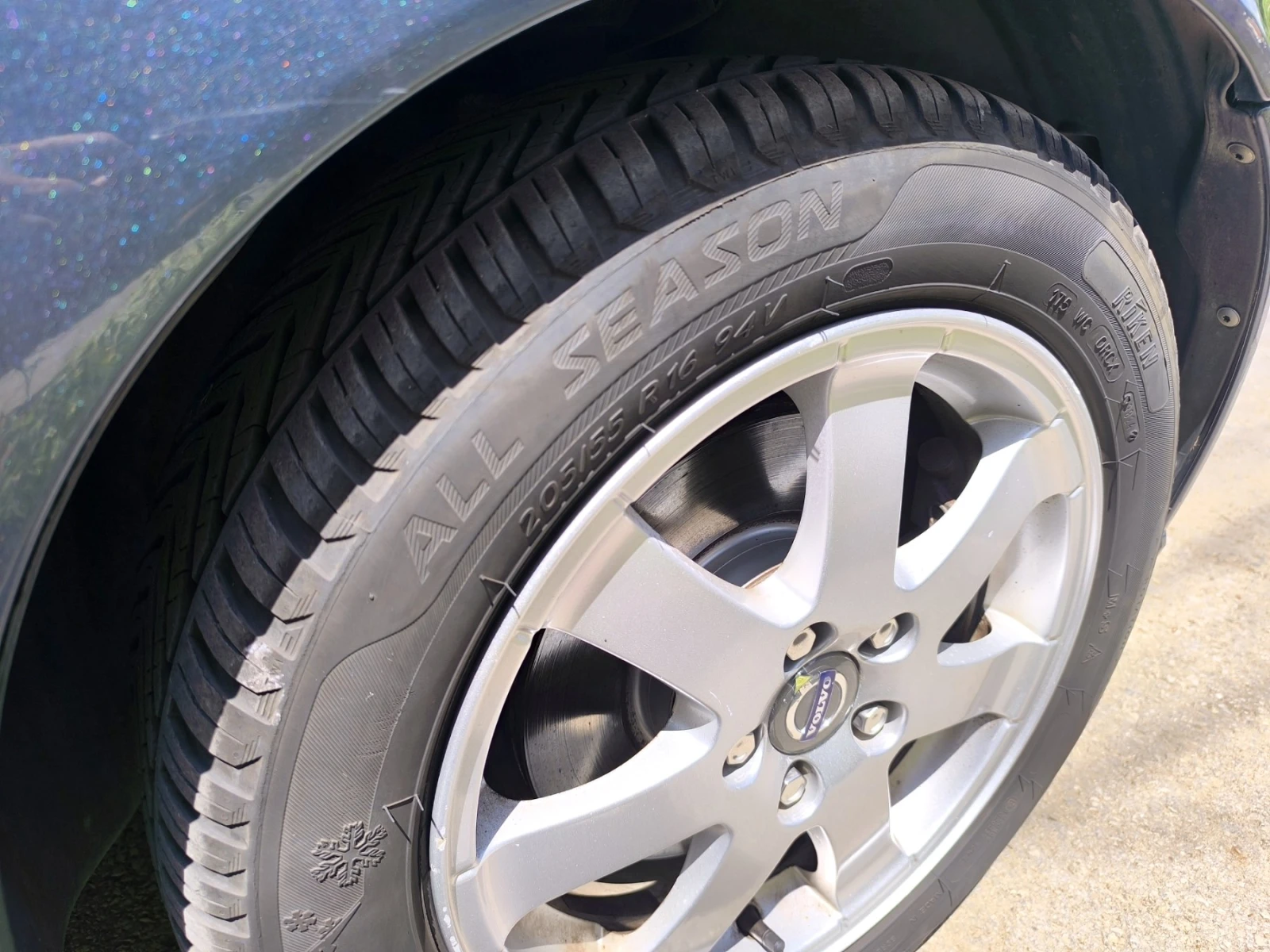 Гуми Всесезонни 205/55R16, снимка 5 - Гуми и джанти - 54978684