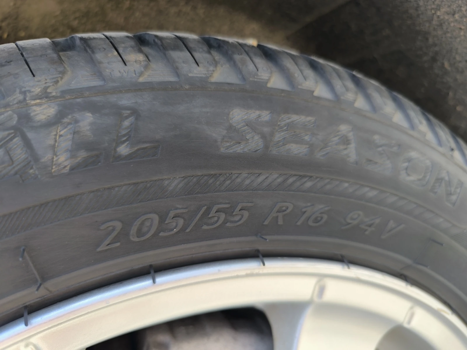 Гуми Всесезонни 205/55R16, снимка 4 - Гуми и джанти - 54978684