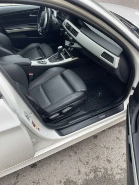 BMW 320, снимка 12