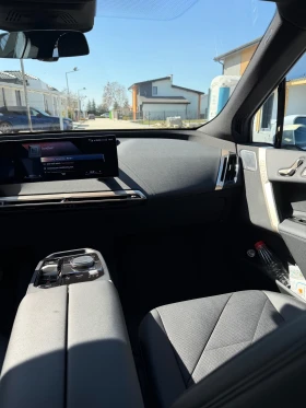 BMW iX 40, снимка 7