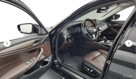 BMW 530 LUXURY* LINE* ХЕДЪП* 360КАМЕРА* ПОДГРЕВ* ОБДУХВАНЕ - 23800 € / 46548.75 лв. - 81222754 5