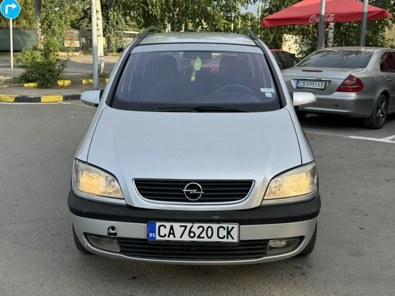 Opel Zafira, снимка 1 - Автомобили и джипове - 46438290