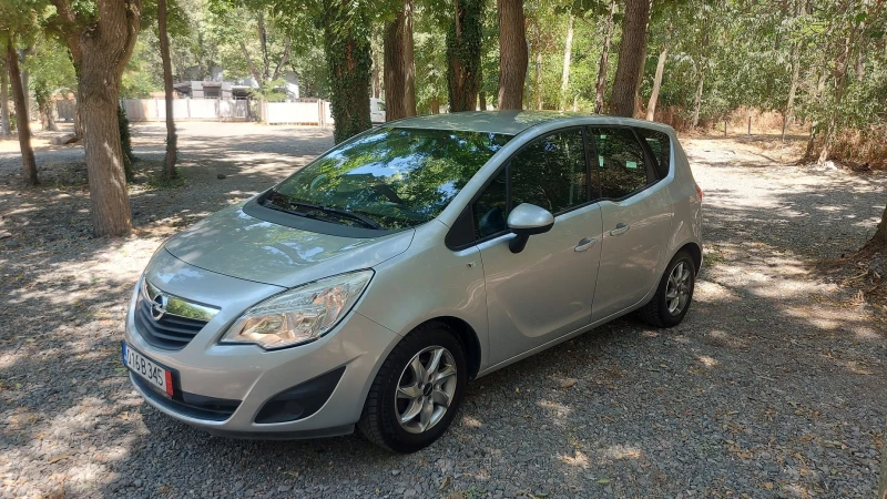 Opel Meriva, снимка 2 - Автомобили и джипове - 46637633