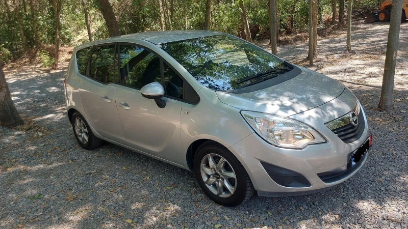 Opel Meriva, снимка 3 - Автомобили и джипове - 46637633